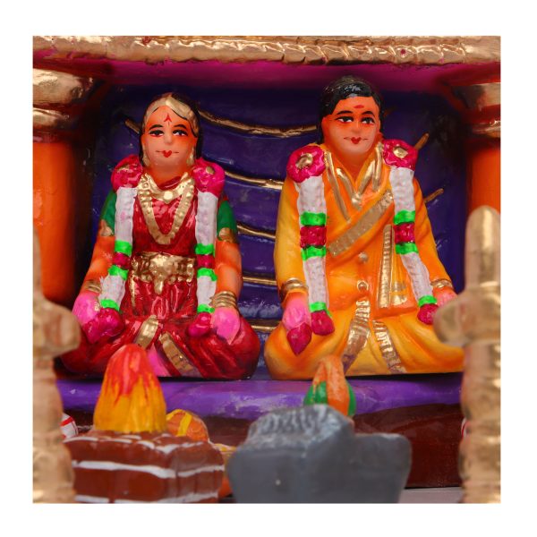 Marriage Clay Golu Bommai Set - 10.5 x 8 Inches | Giri Golu Doll  Navaratri Golu Bomma Gombe Bommai Online