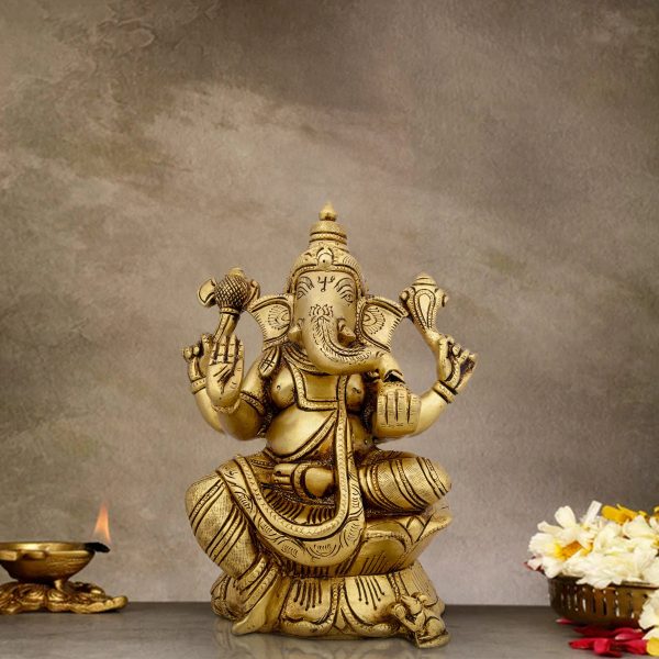 Ganesh Murti - 7.5 x 6 Inches | Antique Brass Idol  Vinayaka Statue  Ganpati Idol for Pooja  2.200 Kgs Approx For Sale